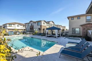 Photo #5: 6825234 Listing 