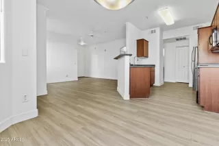 Photo #3: 6825314 Listing