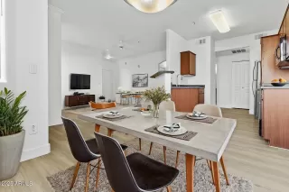 Photo #4: 6825314 Listing