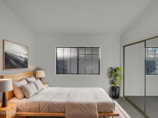 Photo #3: 6825463 Listing