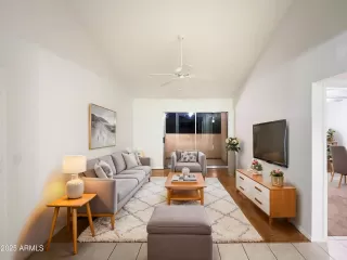 Photo #1: 6825785 Listing 