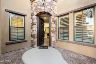 Photo #1: 6825927 Listing