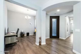 Photo #2: 6825927 Listing