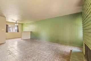 Photo #3: 6826519 Listing