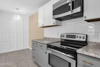 Photo #1: 6826653 Listing 