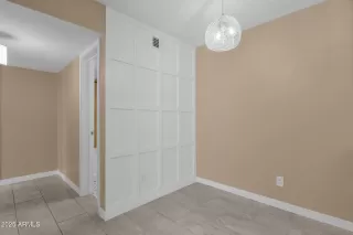 Photo #5: 6826653 Listing 