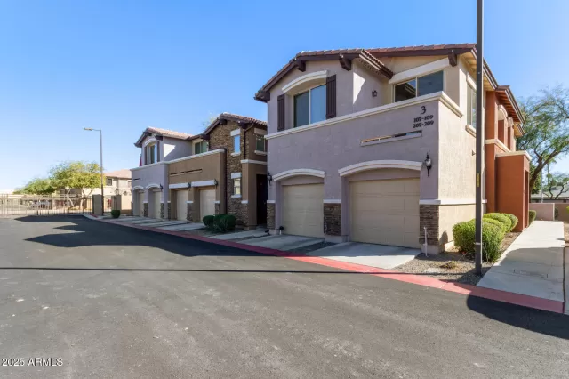 MLS: 6826797 Condo For Sale