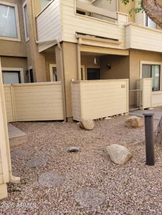 Photo #1: 6826918 Listing