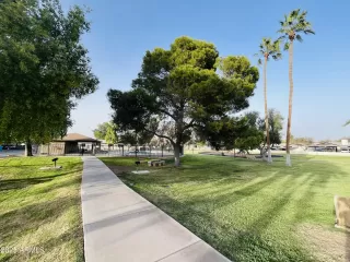 Photo #2: 6826938 Listing