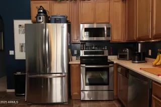 Photo #4: 6827004 Listing