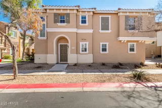 Photo #2: 6827309 Listing 