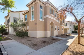 Photo #3: 6827309 Listing 