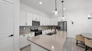 Photo #1: 6827816 Listing