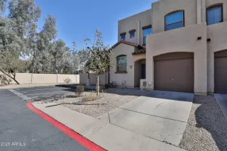 Photo #3: 6827862 Listing