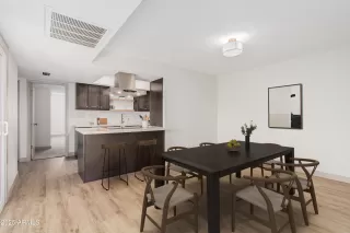 Photo #1: 6827909 Listing