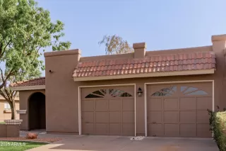 Photo #2: 6827922 Listing