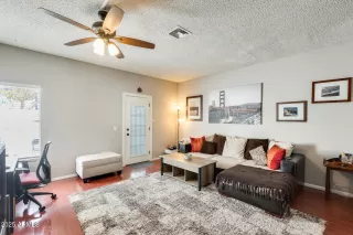 Photo #2: 6828166 Listing