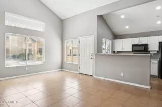 Photo #3: 6828173 Listing