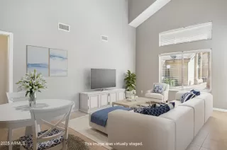 Photo #6: 6828173 Listing