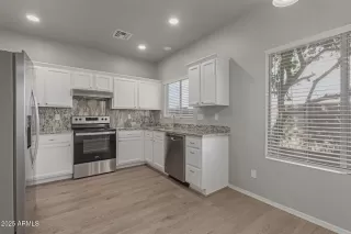 Photo #3: 6828473 Listing 