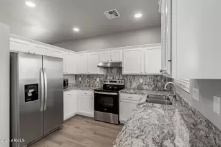 Photo #5: 6828473 Listing 