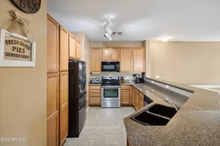 Photo #2: 6828488 Listing 