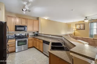 Photo #3: 6828488 Listing 