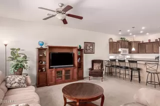 Photo #5: 6828745 Listing 