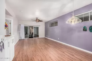 Photo #1: 6829037 Listing 