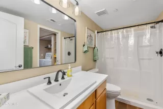 Photo #5: 6829089 Listing