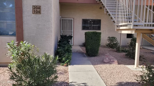 MLS: 6829286 Condo For Sale