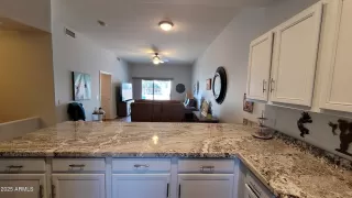 Photo #5: 6829286 Listing 