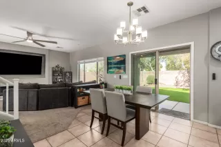 Photo #2: 6829554 Listing