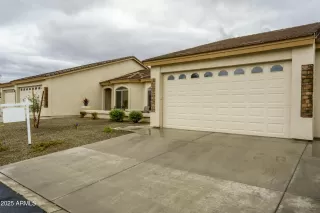 Photo #1: 6829584 Listing