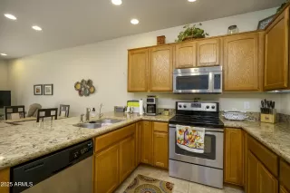 Photo #5: 6829584 Listing