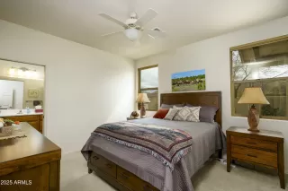 Photo #6: 6829584 Listing