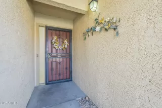 Photo #3: 6829886 Listing