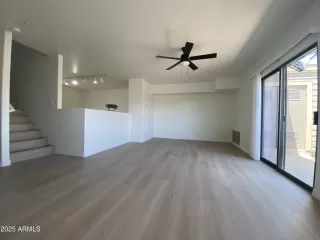 Photo #3: 6830290 Listing 