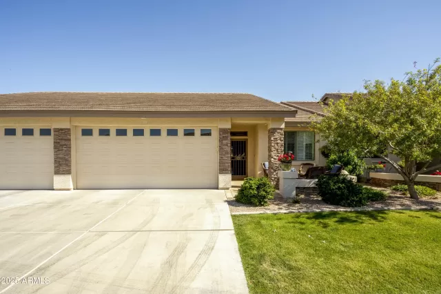 MLS: 6830336 Condo For Sale