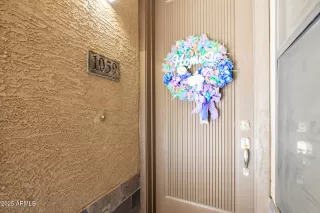 Photo #6: 6830481 Listing