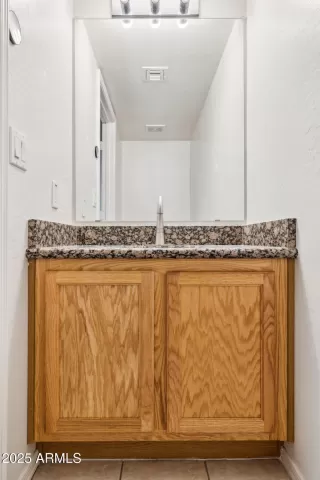 Photo #6: 6830583 Listing