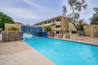 Photo #1: 6830945 Listing