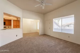 Photo #5: 6830945 Listing