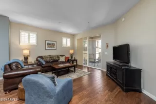 Photo #5: 6831076 Listing