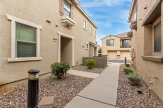 Photo #3: 6831169 Listing 