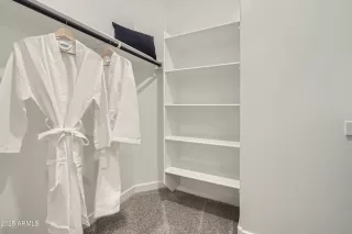 Photo #5: 6831214 Listing 