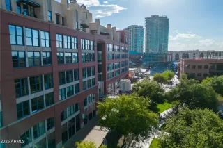 Photo #3: 6831217 Listing