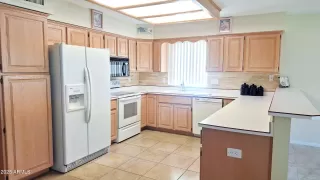 Photo #4: 6831542 Listing 