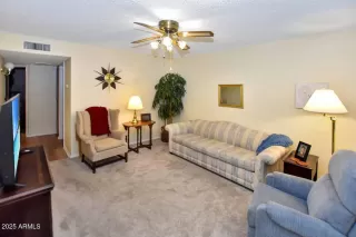 Photo #4: 6831645 Listing 