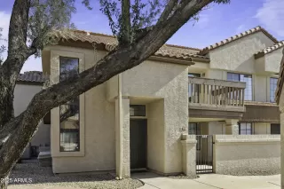 Photo #5: 6831800 Listing 